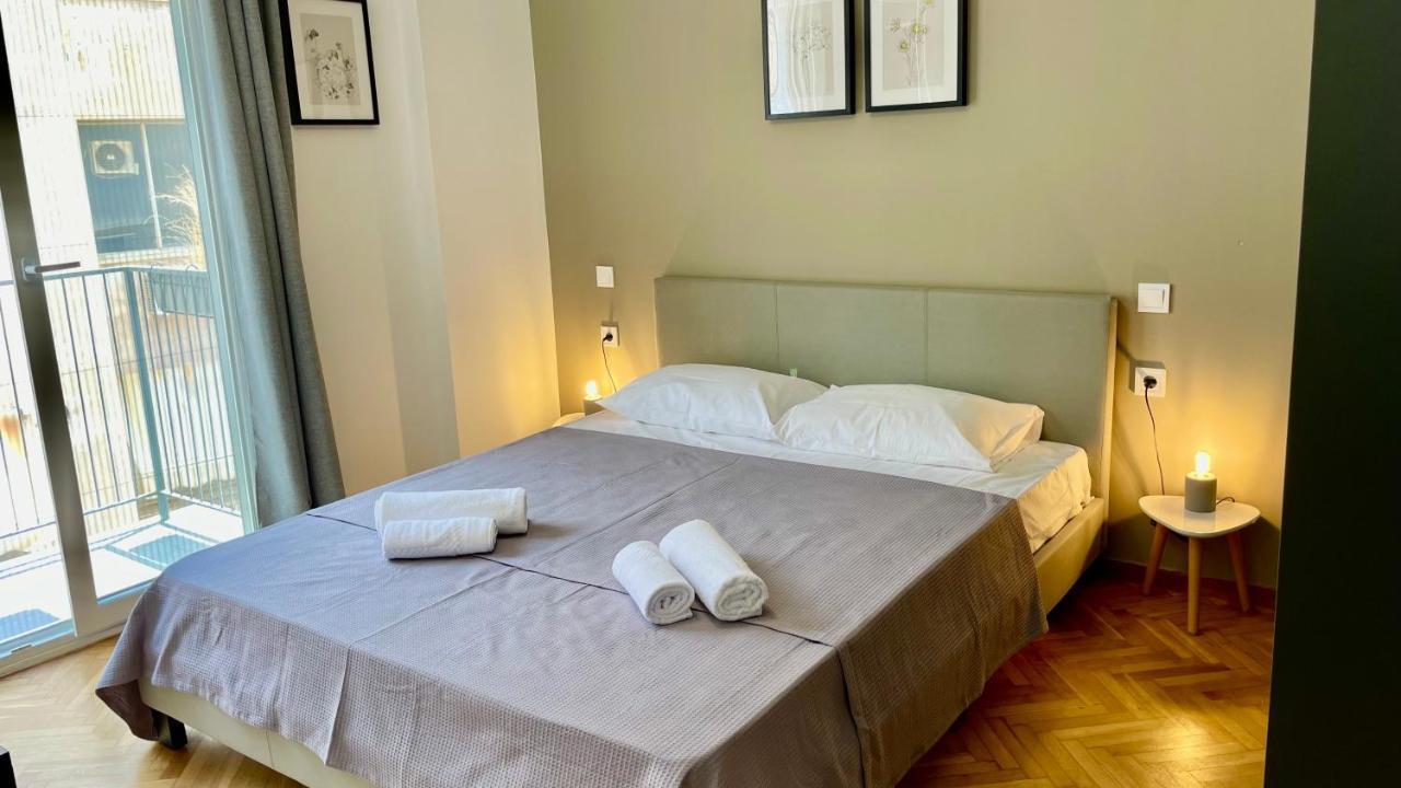 Gorgeous Renovated Apt. Close To Metro And Cultural Sites! Athens Exterior photo