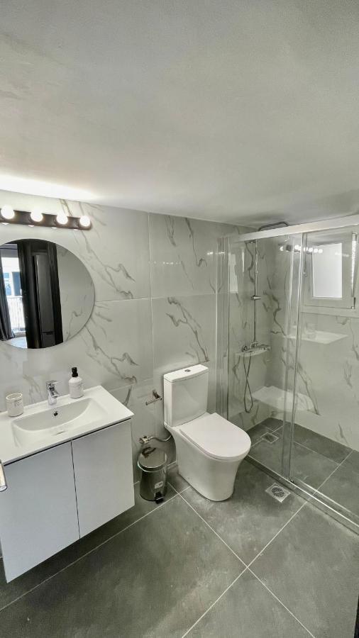Gorgeous Renovated Apt. Close To Metro And Cultural Sites! Athens Exterior photo