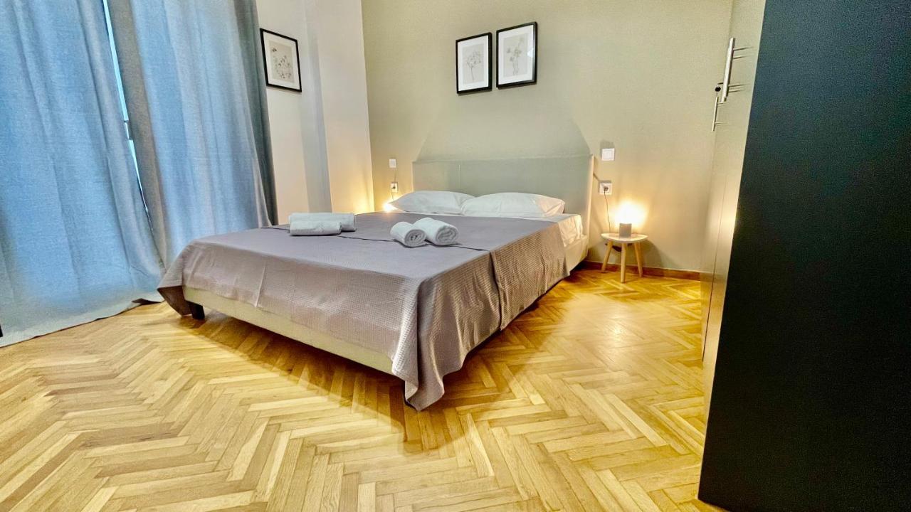 Gorgeous Renovated Apt. Close To Metro And Cultural Sites! Athens Exterior photo