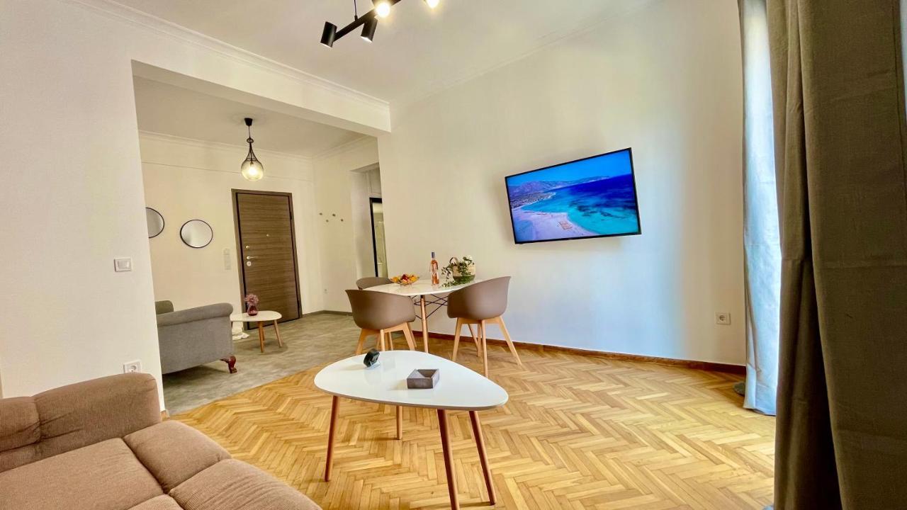 Gorgeous Renovated Apt. Close To Metro And Cultural Sites! Athens Exterior photo